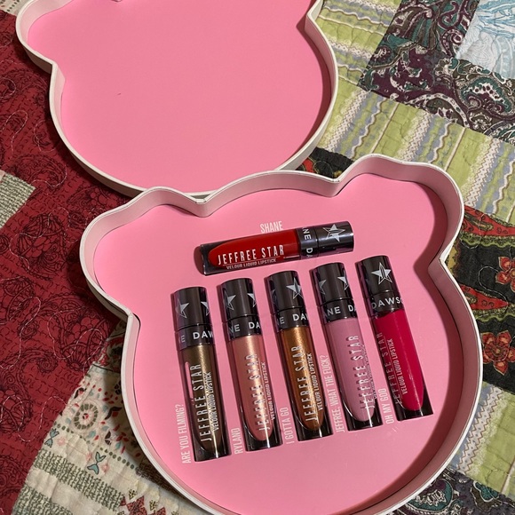 Jeffree star cute box pig lipgloss - Picture 2 of 3